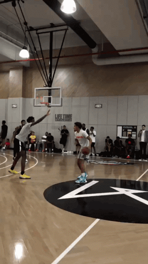 桑切斯：切尔西坚持了现有打法，下场比赛需要力争三分（桑切斯：切尔西维持既定打法，下一场务必抢下三分）