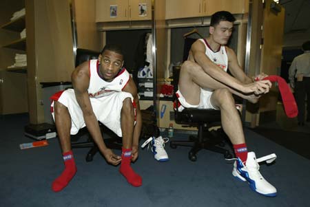 中超联赛总结：积分榜前三分析,（中超赛季回顾：积分榜三强解析）