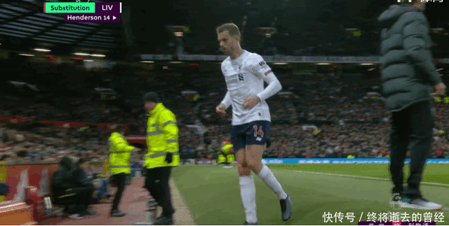 萨拉赫炮轰主帅引震荡！利物浦高层力挺斯洛特，冬窗离队危机加剧（萨拉赫怒斥主帅掀风波！利物浦高层力保斯洛特，冬窗离队风险升级）