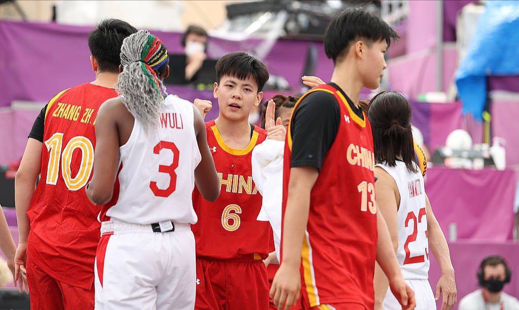 C罗姐姐：批评C罗去白宫的人真是伪君子，他扛了葡萄牙20年（C罗姐姐回怼：指责C罗赴白宫者皆为伪君子，他已扛起葡萄牙20年）