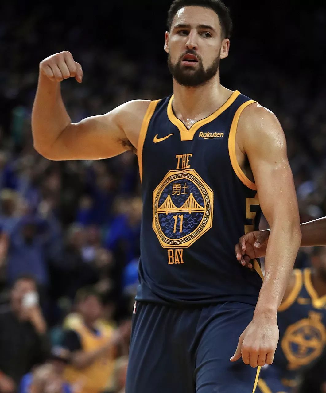 弗兰克：我的首选还是留在中国踢球；我带着喜悦与自豪离队（弗兰克：仍把留在中国踢球作为首选，带着喜悦与自豪告别球队）