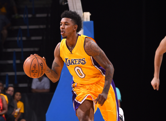 维拉与特拉维夫马卡比的欧联比赛场外爆发抗议活动，11人被捕（欧联维拉对阵特拉维夫马卡比，场外爆发抗议，11人被捕）