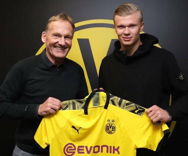 世界杯门票销量已近两百万张，第三阶段门票销售12月11日开始（世界杯门票接近200万张售出，第三阶段将于12月11日开售）