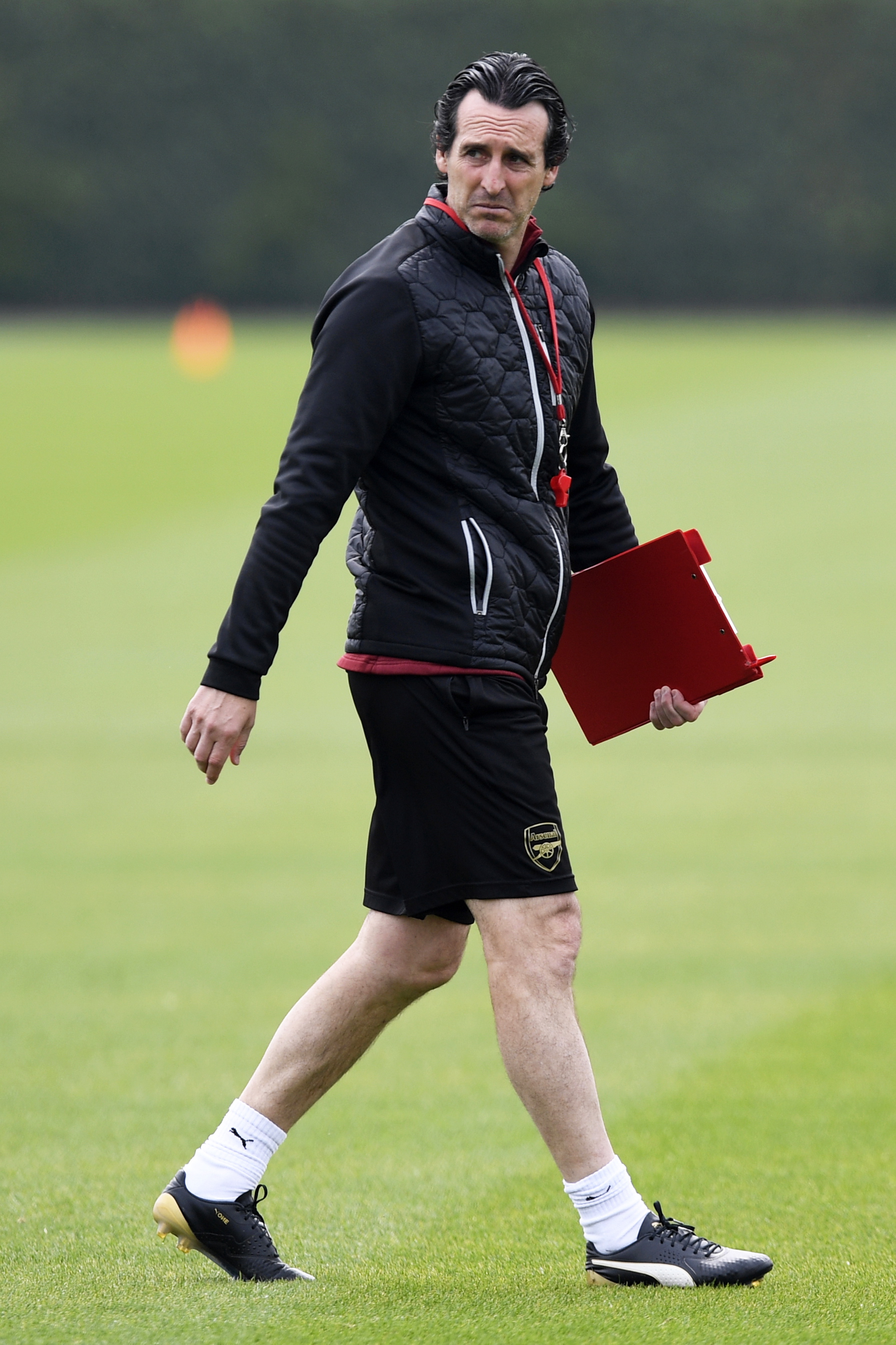 里程碑，萨比策完成多特生涯第100次出场（萨比策多特生涯百场达成）